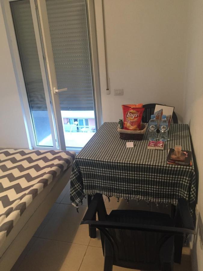 Rruga Don Bosko Apartment ティラナ エクステリア 写真